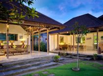 Villa Belong Dua, Wohnzimmer im Freien